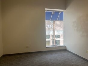 Private Offices, Mesa, AZ for lease Building Photo- Image 2 of 9