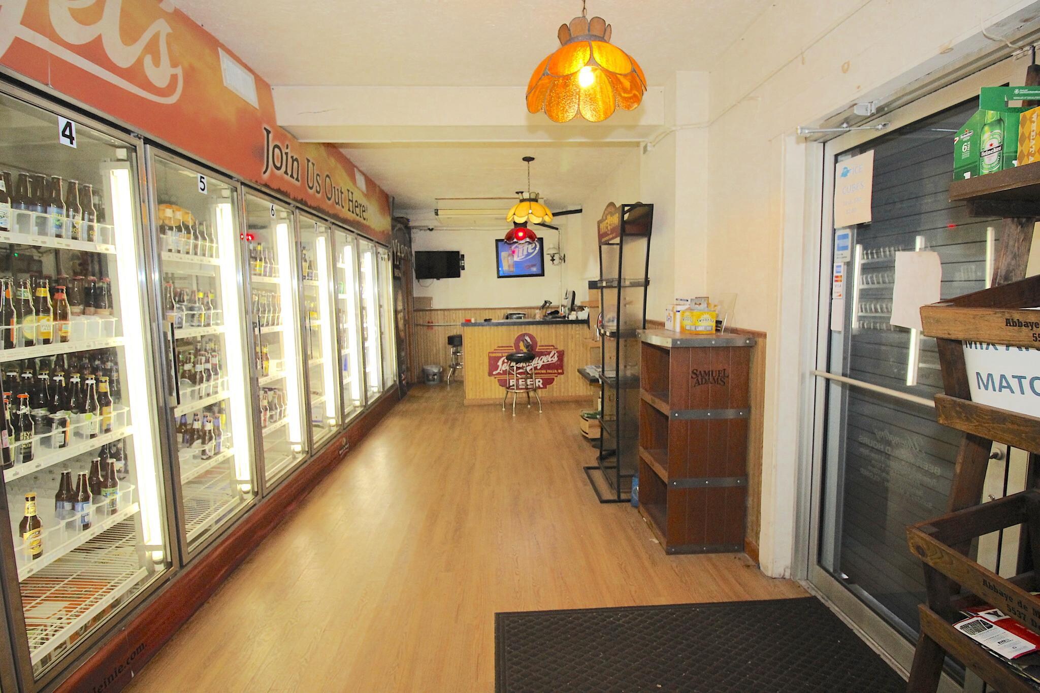 19161920 S Christopher Columbus Blvd, Philadelphia, PA 19148 Retail