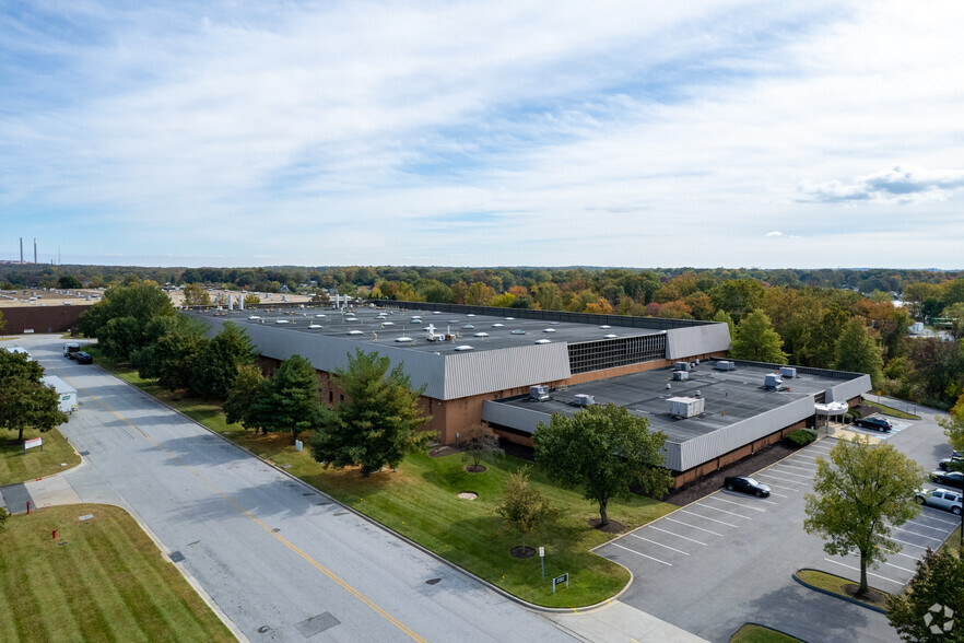 6752 Baymeadow Dr, Glen Burnie, MD for lease - Building Photo - Image 2 of 8