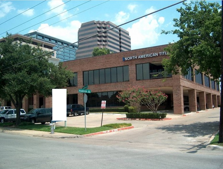 8100 Lomo Alto Dr, Dallas, TX for lease - Primary Photo - Image 1 of 7