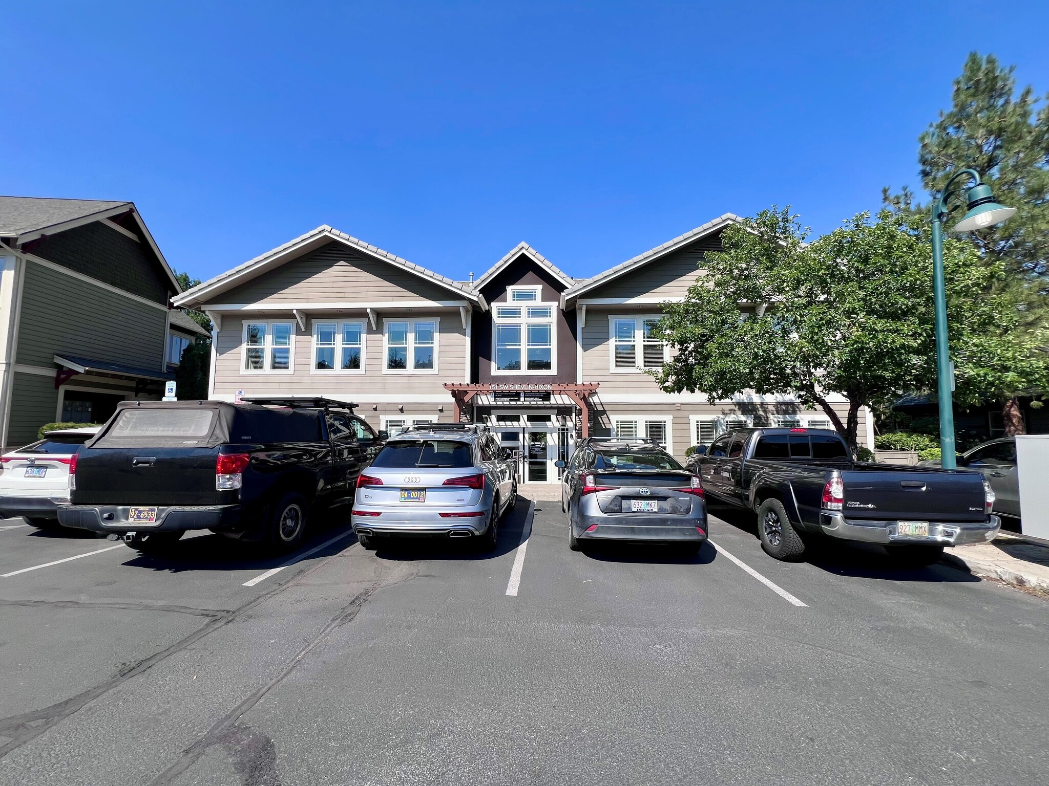 151 SW Shevlin Hixon Dr, Bend, OR for lease Building Photo- Image 1 of 10