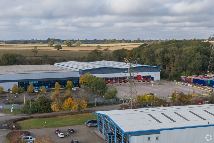 Swift Point, Rugby for sale - Primary Photo - Image 1 of 1