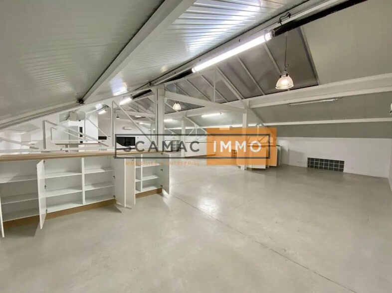 Flex in Saint-Maur-des-Fossés for sale - Building Photo - Image 3 of 5