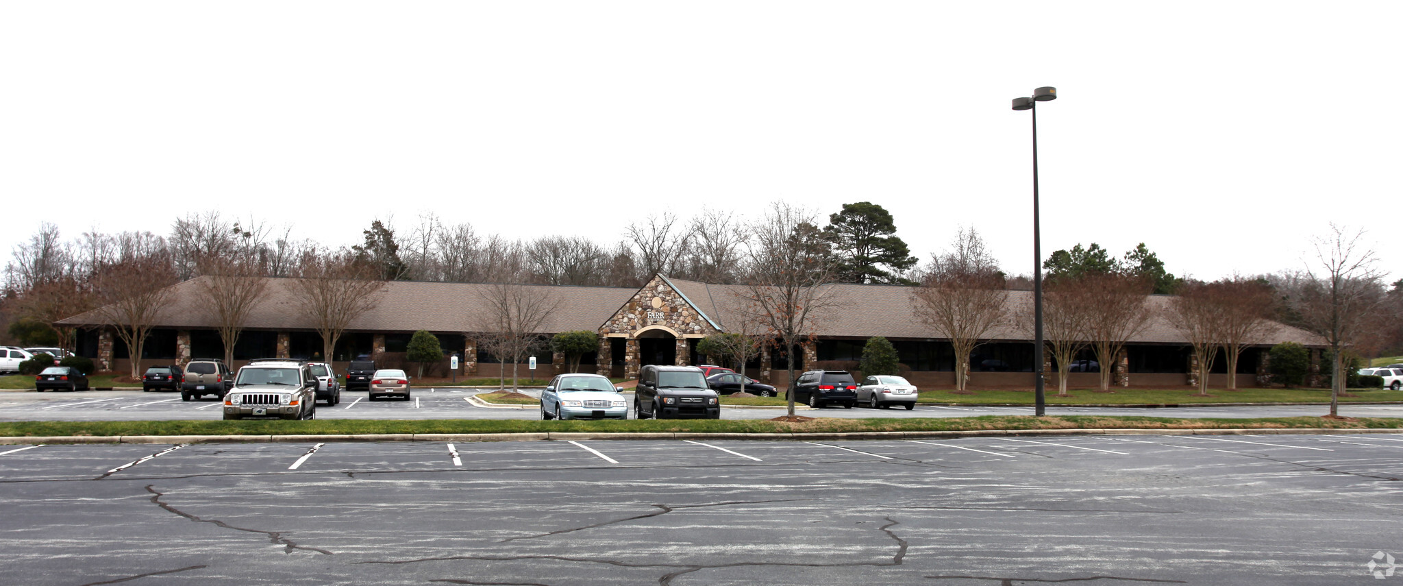 4194 Mendenhall Oaks Pky, High Point, NC for lease Building Photo- Image 1 of 8