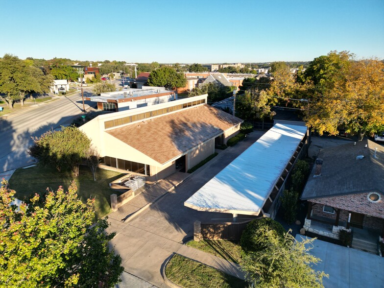 3132 W 5th St, Fort Worth, TX for sale - Building Photo - Image 1 of 6