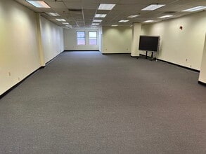 770 Chapel St, New Haven, CT for lease Interior Photo- Image 1 of 1