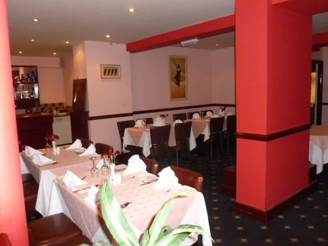 59-61 The Broadway, Haywards Heath for lease - Building Photo - Image 3 of 6