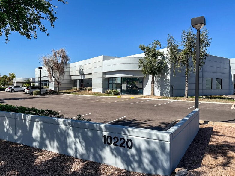 10220 S 51st St, Phoenix, AZ for lease - Building Photo - Image 1 of 36