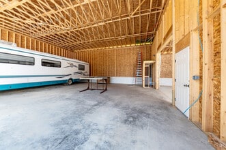 977 Canyon Rd, Morgantown, WV for lease Interior Photo- Image 2 of 8