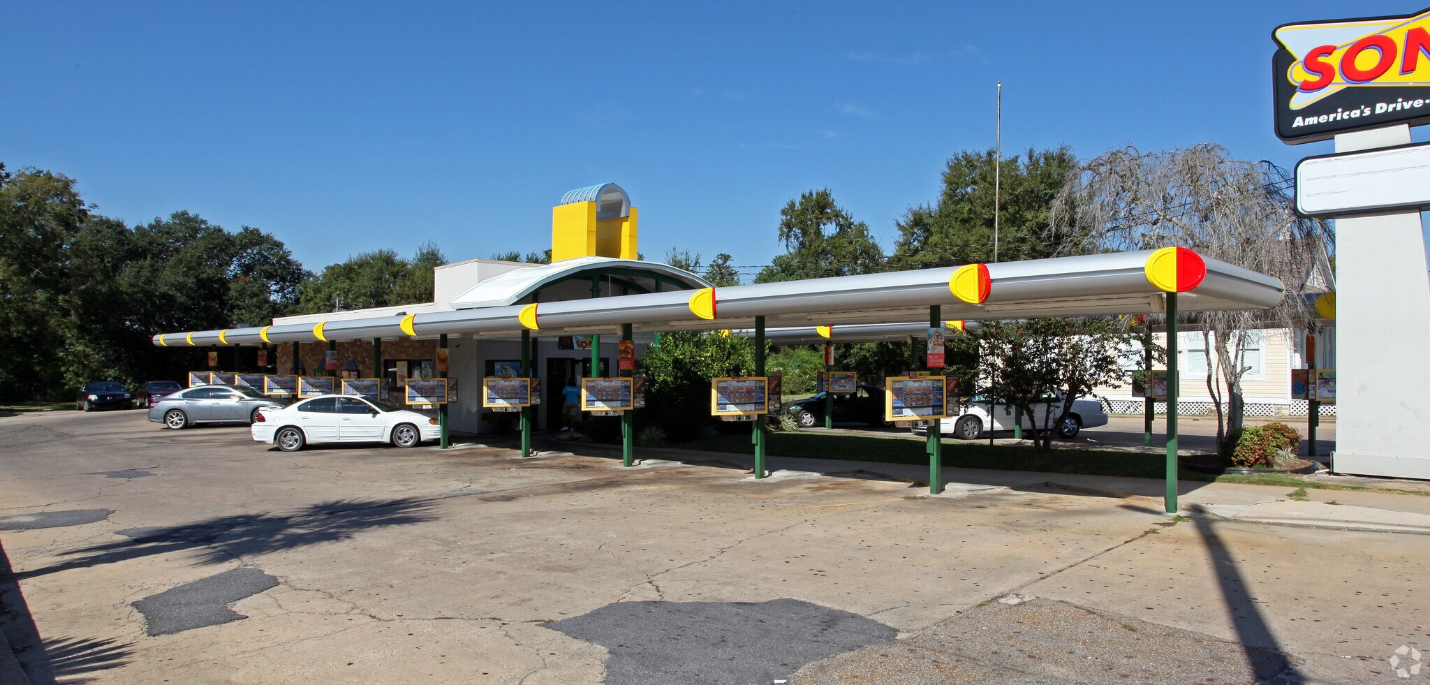 4725 Main St, Moss Point, MS for sale Primary Photo- Image 1 of 1