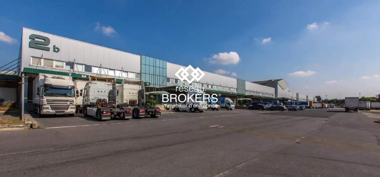 Industrial in Aulnay-sous-Bois for lease Building Photo- Image 1 of 2