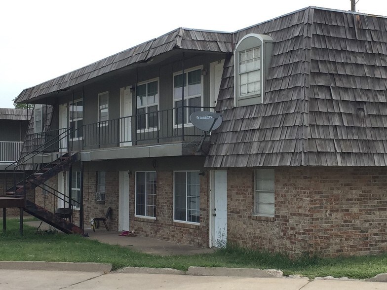 1407 W Highland Ave, Ponca City, OK 74601