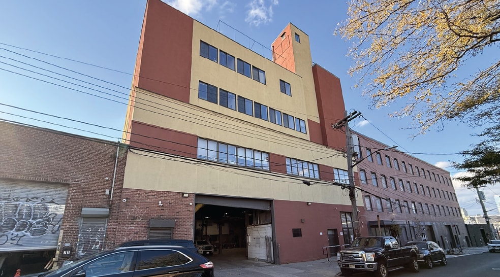 81 Apollo St, Brooklyn, NY for lease - Primary Photo - Image 1 of 6