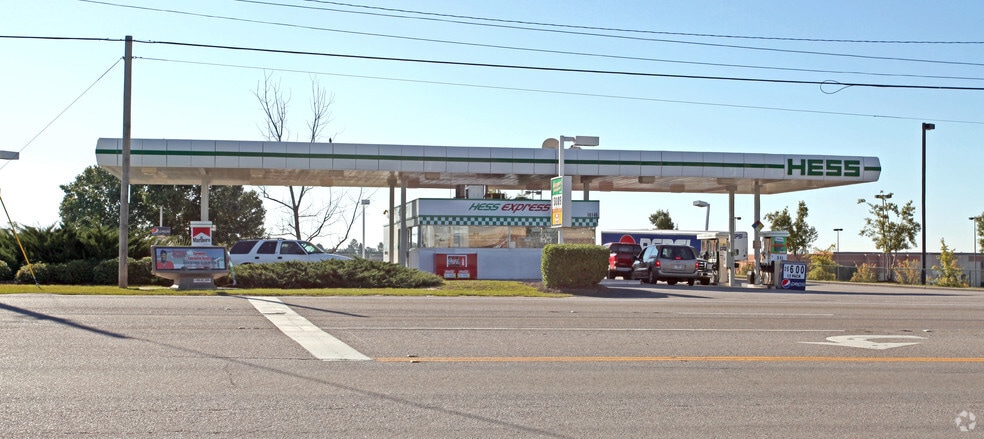 10148 Two Notch Rd, Columbia, SC for lease - Primary Photo - Image 1 of 3