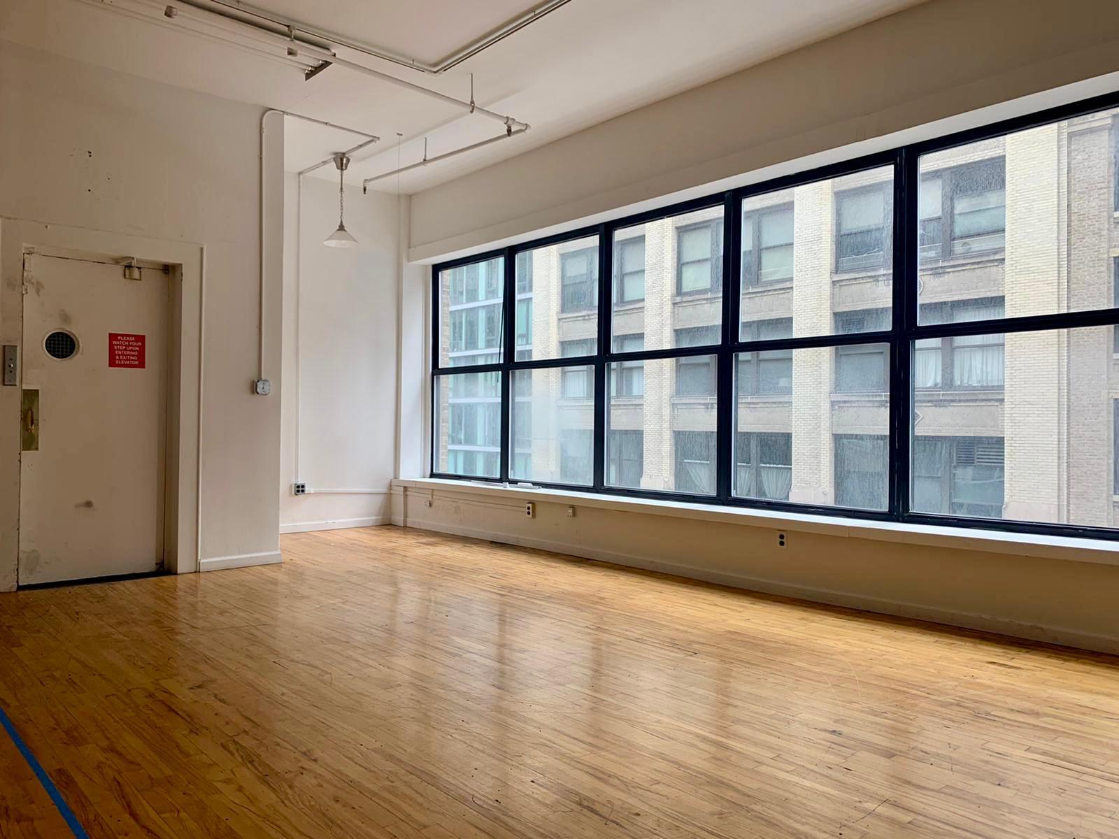 149 W 27th St, New York, NY for lease Interior Photo- Image 1 of 5