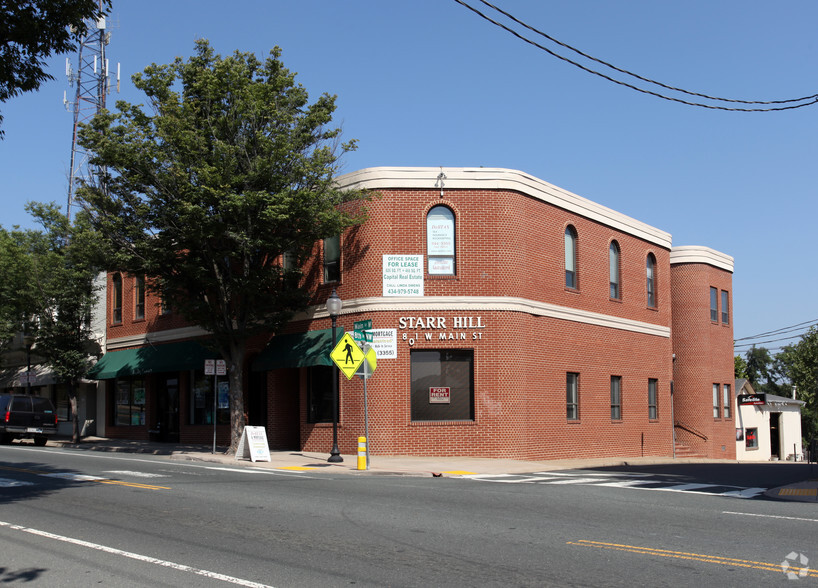 801 W Main St, Charlottesville, VA for lease - Primary Photo - Image 1 of 6