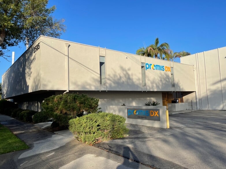 73-75 N Vinedo Ave, Pasadena, CA for lease - Building Photo - Image 3 of 5