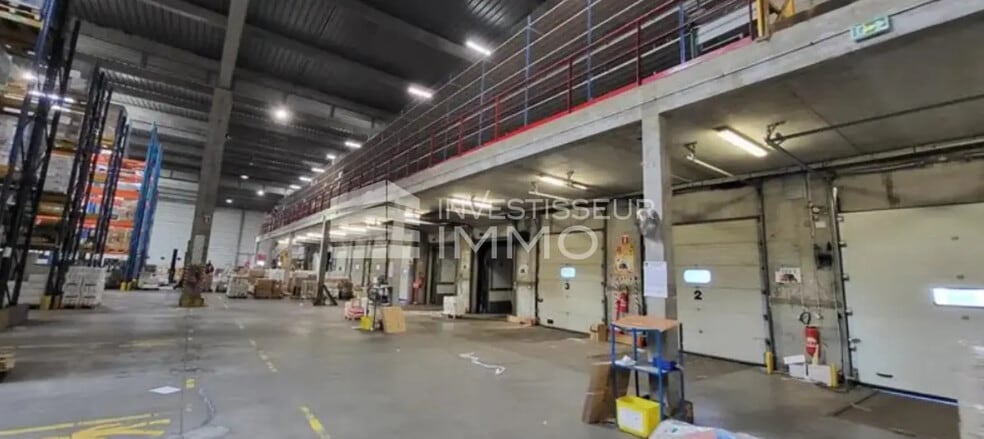 5 Avenue Johannes Gutenberg, Maurepas for lease - Building Photo - Image 3 of 4