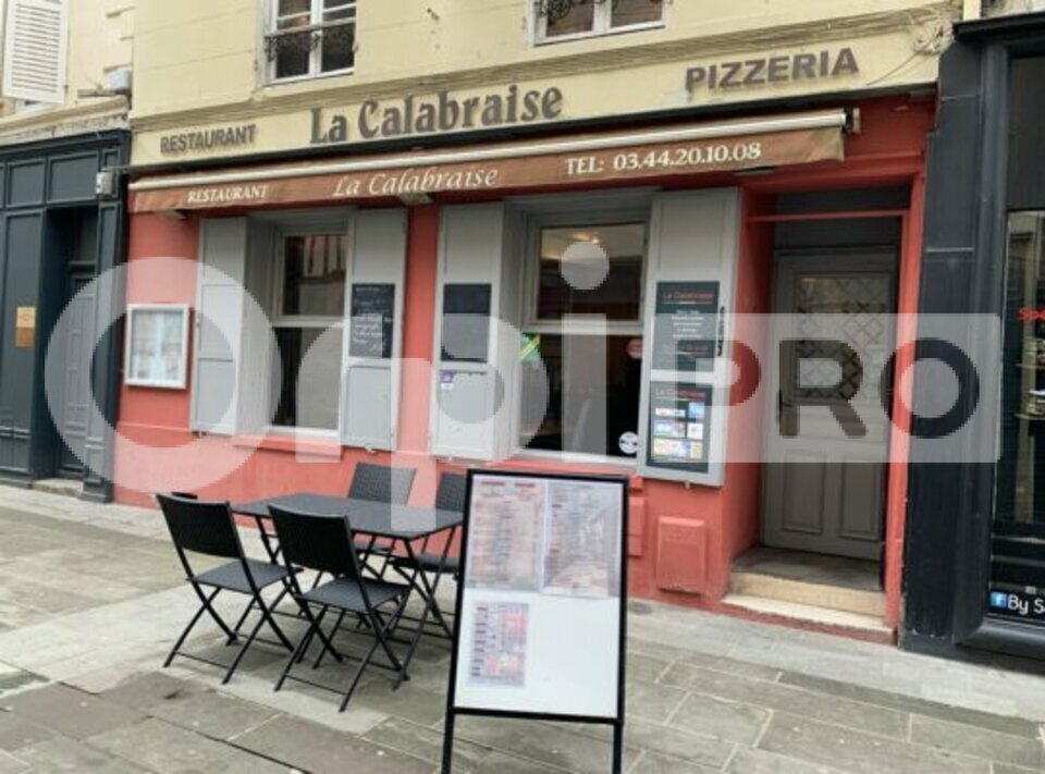 Retail in Compiègne for lease Building Photo- Image 1 of 8