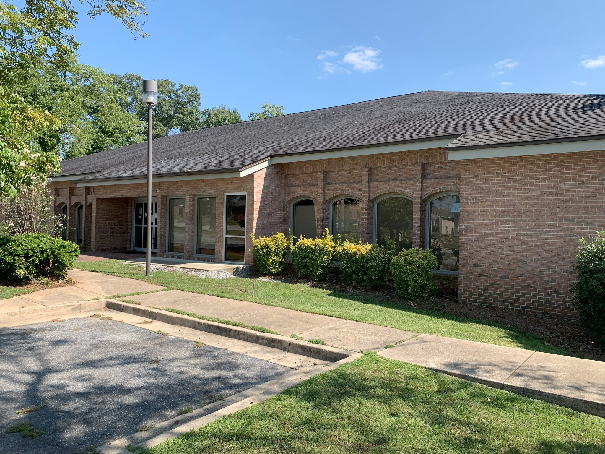 2724 Warm Springs Rd, Columbus, GA for lease Building Photo- Image 1 of 16