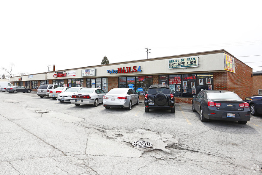 1651-1675 Sibley Blvd, Calumet City, IL for lease - Primary Photo - Image 1 of 8