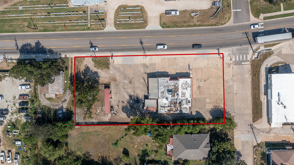 313 W Cameron Ave, Rockdale, TX for sale - Building Photo - Image 2 of 15