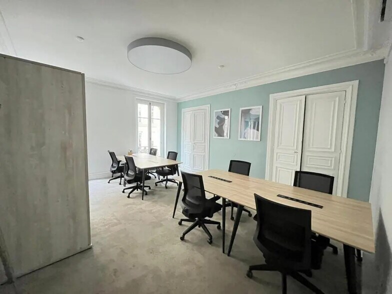 Office in 14-16 Boulevard Poissonnière, Paris for lease - Building Photo - Image 3 of 20