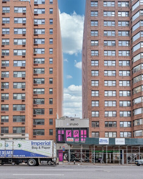 1477 Third Ave, New York, NY for sale - Building Photo - Image 1 of 1