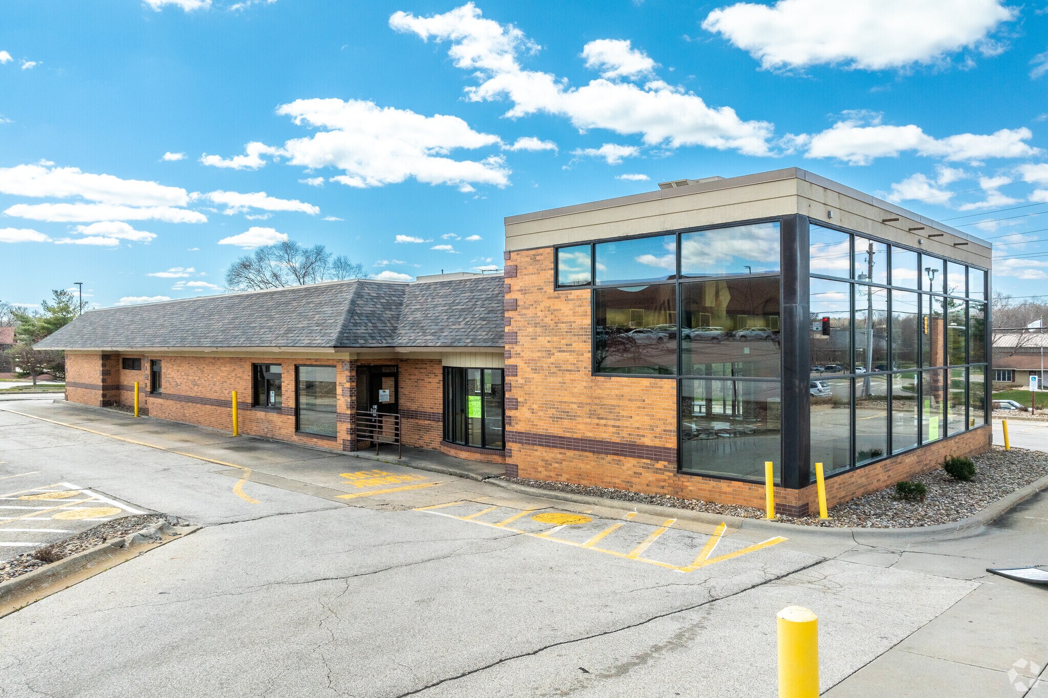 3441 86th St, Urbandale, IA for sale Building Photo- Image 1 of 1