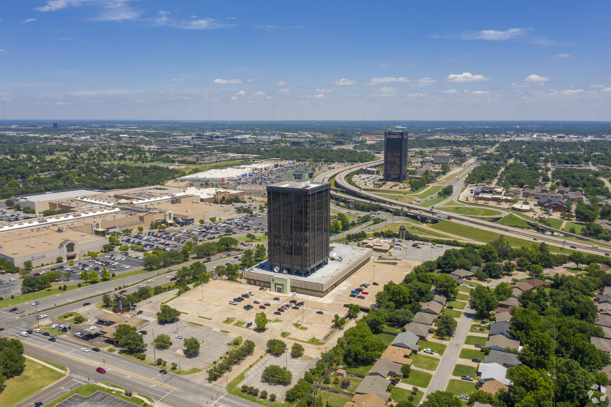 1900 NW Expressway, Oklahoma City, OK for lease Aerial- Image 1 of 24