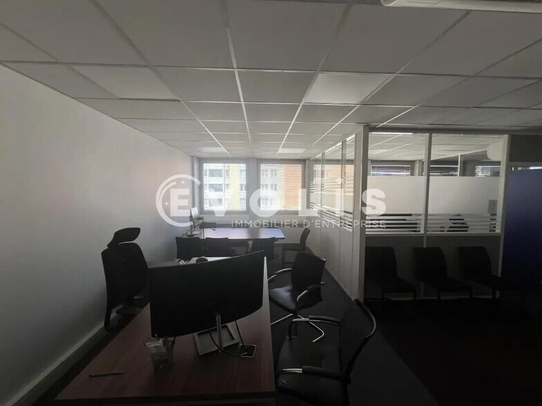 2 Rue Antoine Etex, Créteil for lease - Interior Photo - Image 2 of 17