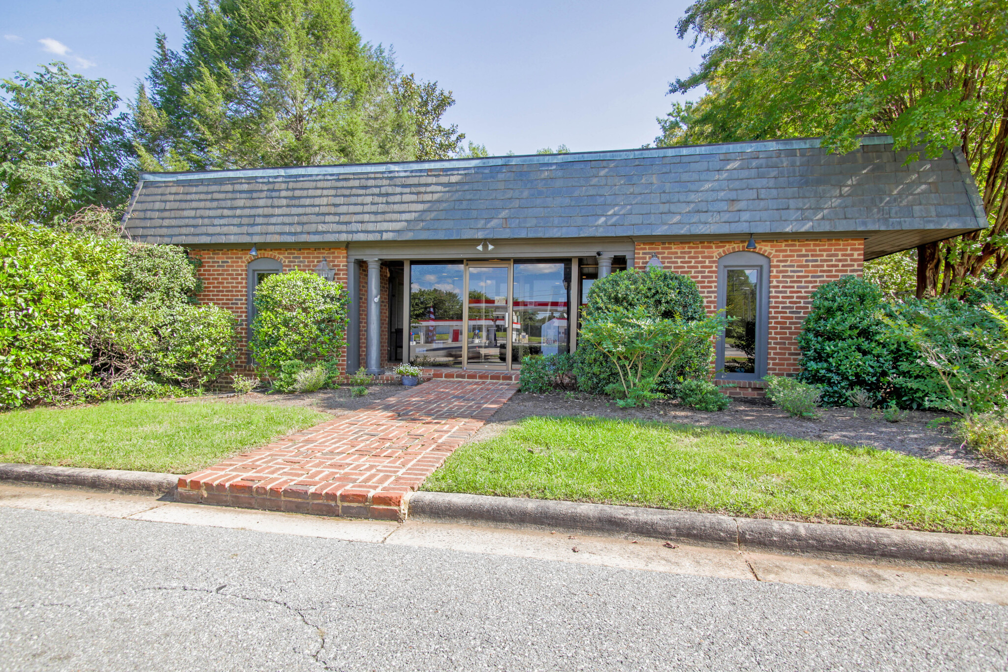 3211 Old Forest Rd, Lynchburg, VA for sale Building Photo- Image 1 of 11