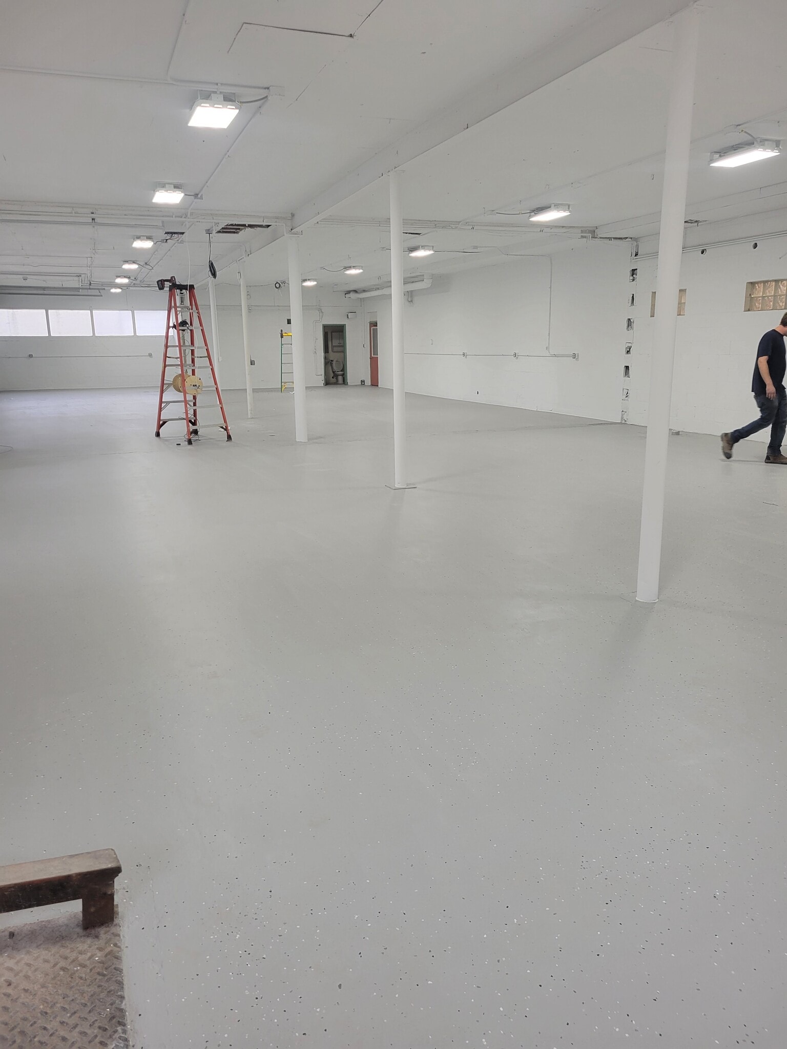 223 Interstate Rd, Addison, IL for sale Interior Photo- Image 1 of 16