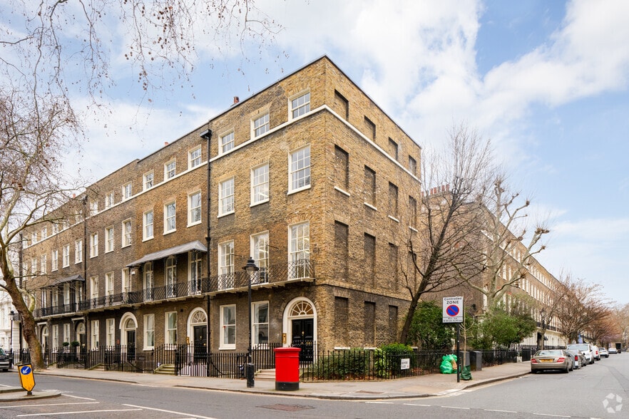21-22 Bloomsbury Sq, London for sale - Primary Photo - Image 1 of 1