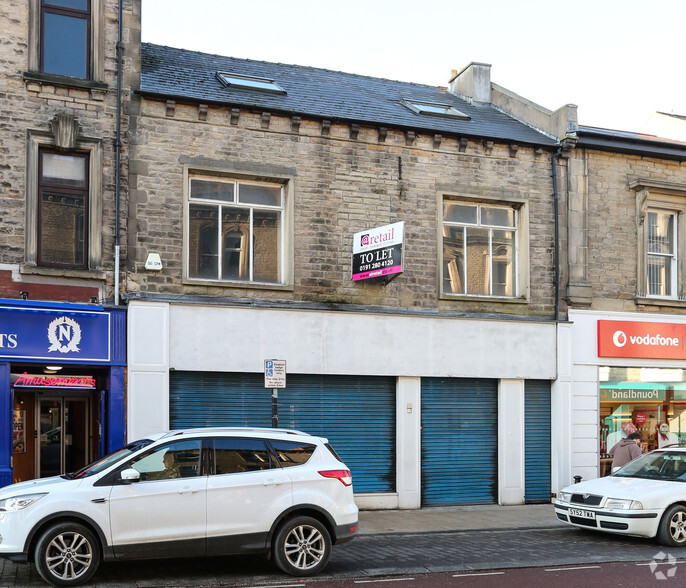 56 Newgate St, Bishop Auckland for lease - Building Photo - Image 2 of 3