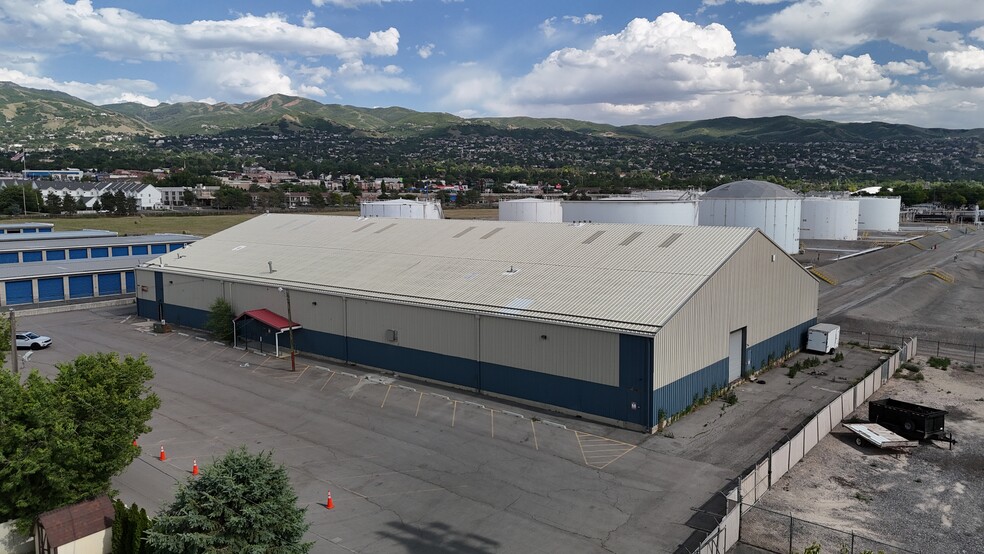 2250 S 850 W, Woods Cross, UT for lease - Building Photo - Image 1 of 9
