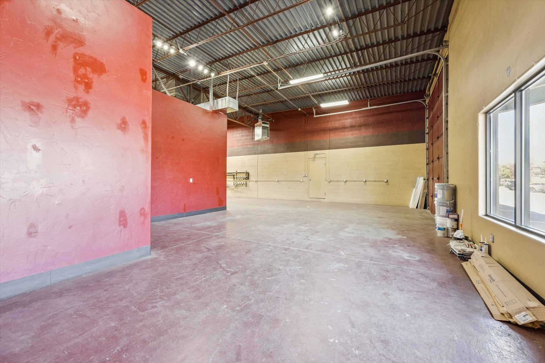 800 E 64th Ave, Denver, CO for lease Interior Photo- Image 1 of 6