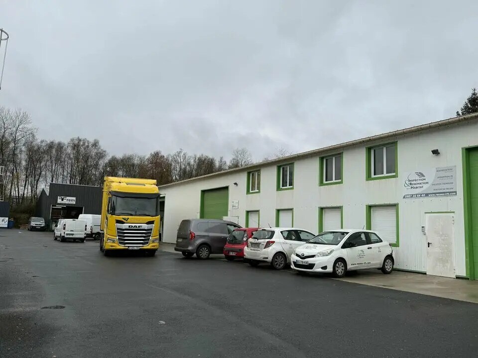 Flex in Maromme for lease Building Photo- Image 1 of 9