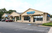 302-310 State St, Marengo IL - Drive Through Restaurant