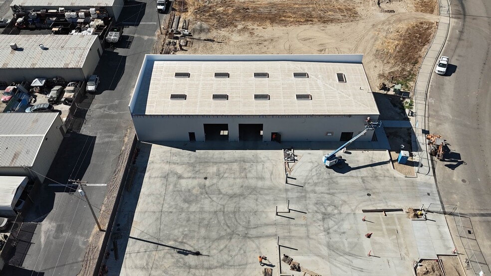 1800 Olympic Dr, Turlock, CA for lease - Building Photo - Image 3 of 10