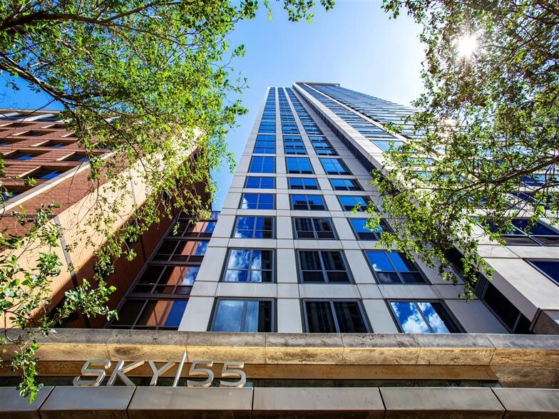 Premier South Loop Value Add Investment portfolio of 2 properties for sale on LoopNet.com - Building Photo - Image 2 of 5