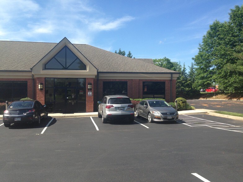 84 Thomas Johnson Dr, Frederick, MD for sale - Building Photo - Image 1 of 1