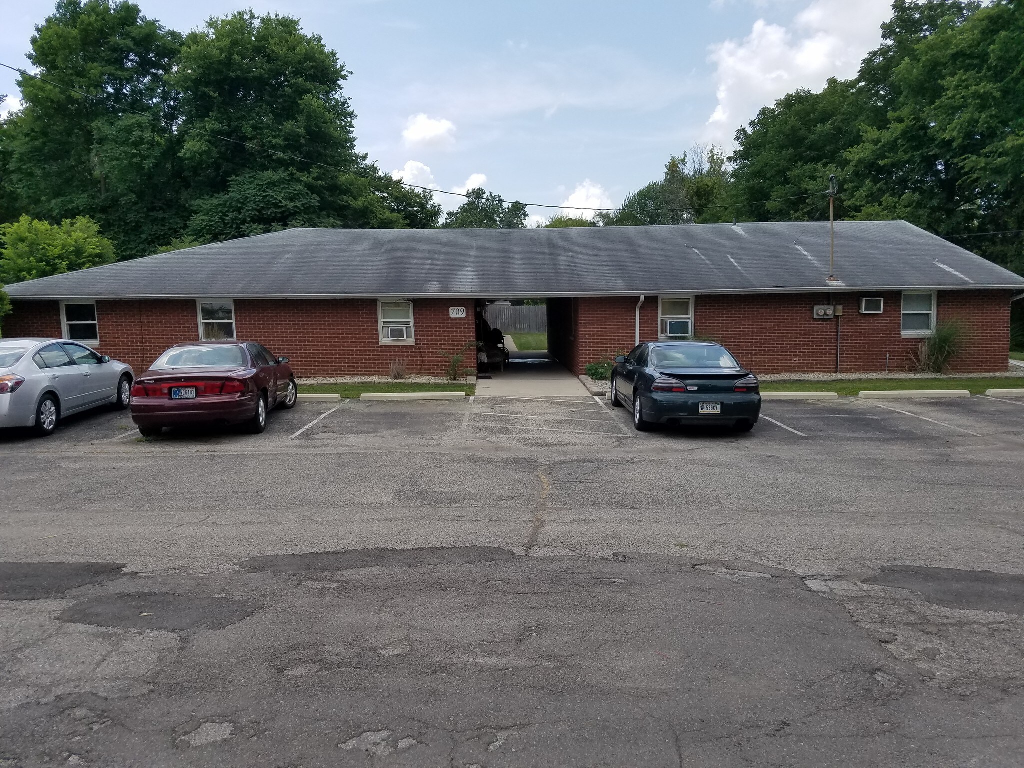 709 S Hutchinson Ave, Muncie, IN for sale Other- Image 1 of 1