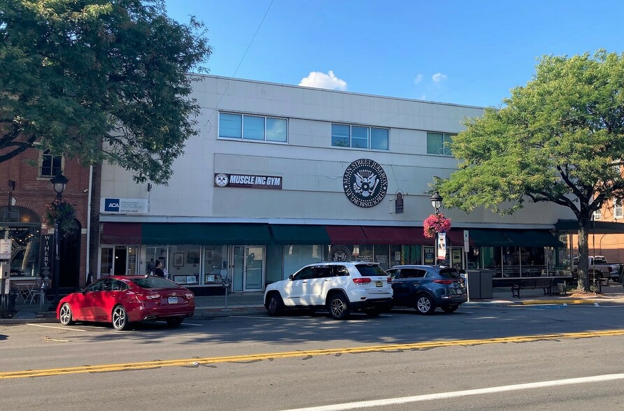 612 Main St, Stroudsburg, PA for lease - Building Photo - Image 2 of 16