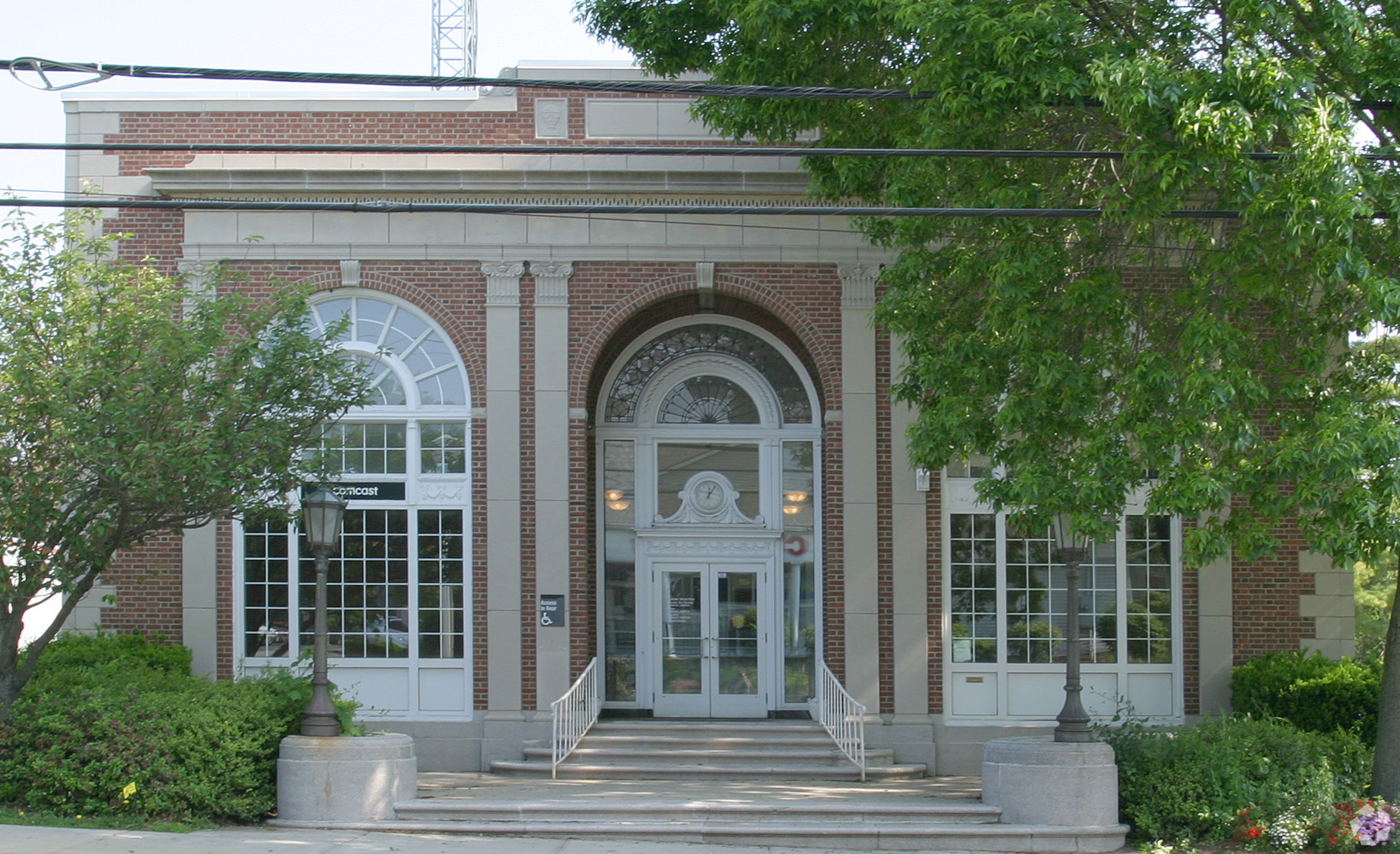 21 E Main St, Clinton, CT for sale Primary Photo- Image 1 of 1