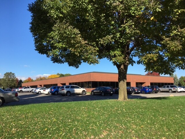 502 W Windsor Rd, Champaign, IL for sale - Building Photo - Image 1 of 1