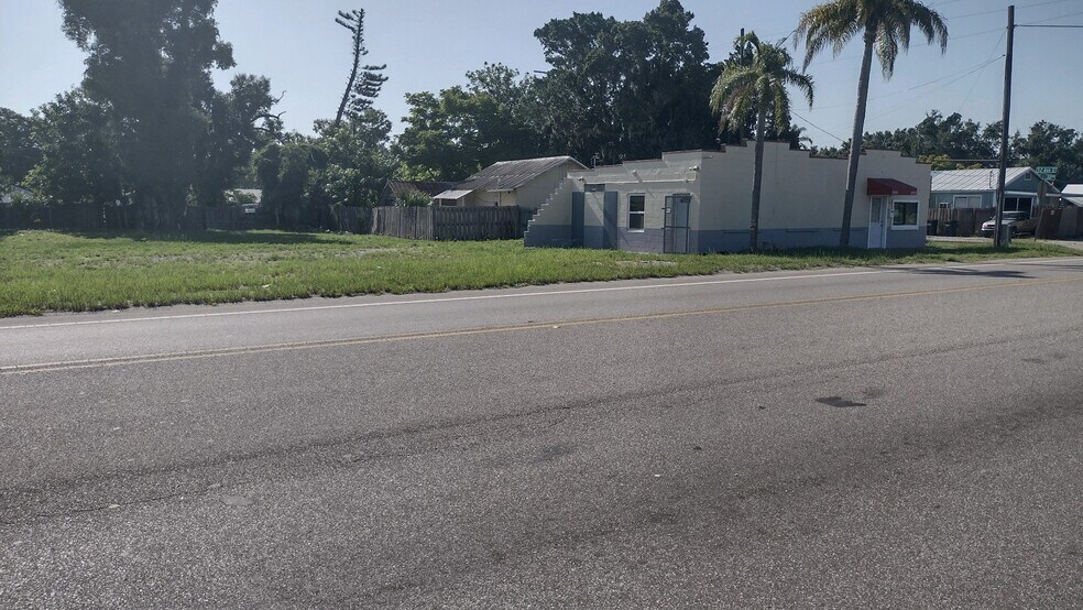 5151 15th St E, Bradenton, FL for sale - Building Photo - Image 1 of 1