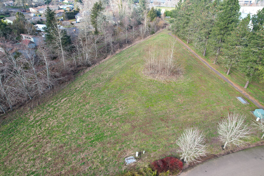 2010 Audubon Ave, Salem, OR for sale - Building Photo - Image 3 of 13