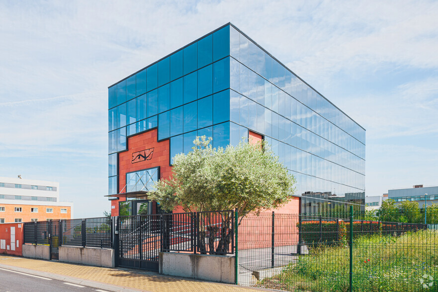 Calle Diego Marín Aguilera, 14, Leganés, Madrid for lease - Building Photo - Image 2 of 23