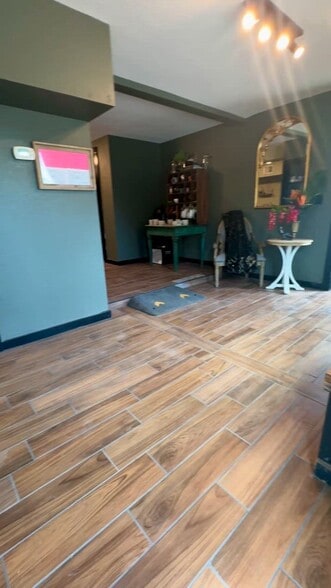 308 S Ponce de Leon Blvd, Saint Augustine, FL for lease - Commercial Listing Video - Image 2 of 20